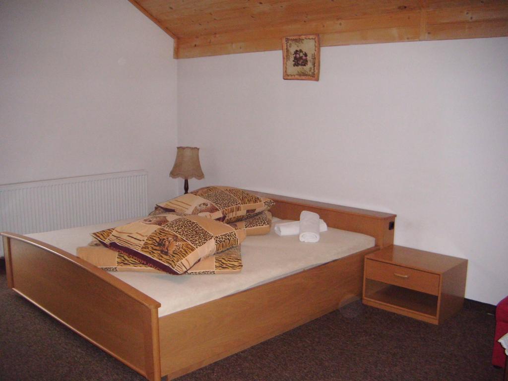 Magdalenka - Pokoje W Centrum Szczyrk Habitación foto